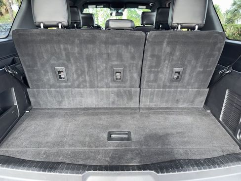 Used 2019 Ford Expedition XLT w/ Equipment Group 201A image 24