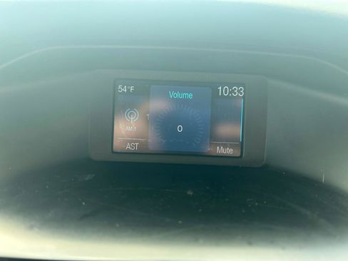 Used 2014 Ford Focus SE w/ SE Sport Package FWD image 22