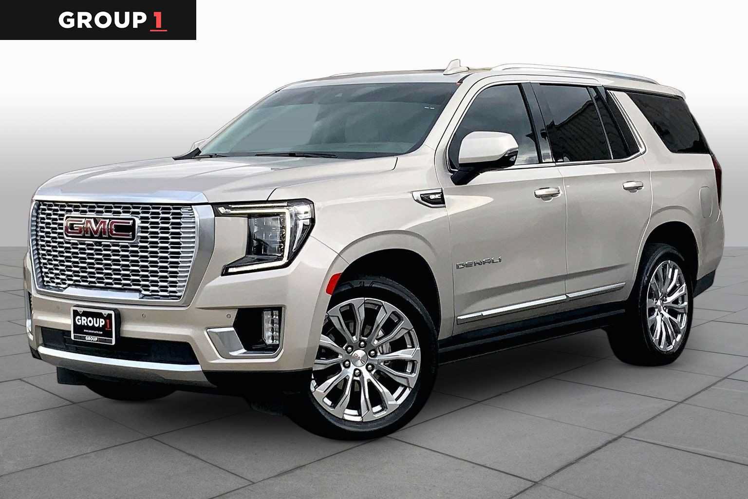 Used 2024 GMC Yukon Denali RWD image 1