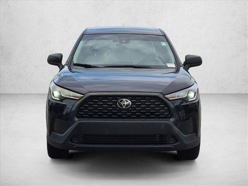 Used 2022 Toyota Corolla Cross L FWD image 2