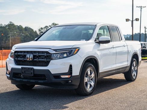 Used 2025 Honda Ridgeline RTL image 3
