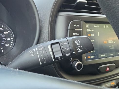 Used 2021 Kia Soul LX FWD image 22