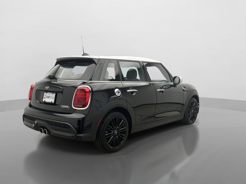 Used 2023 MINI Cooper S FWD image 5