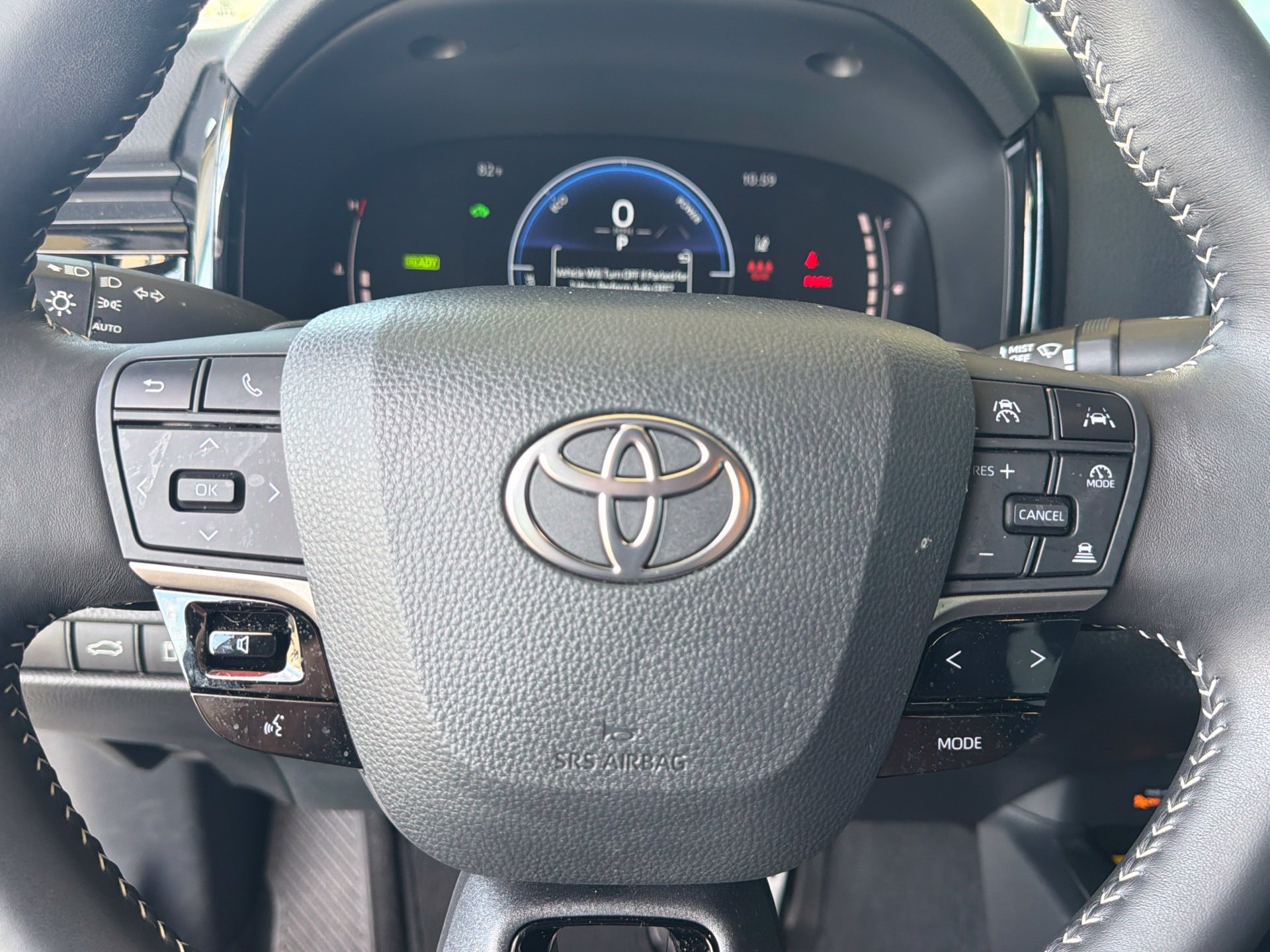 Used 2026 Toyota Camry SE w/ Convenience Package FWD image 14