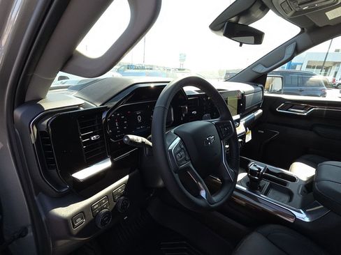 New 2026 Chevrolet Silverado 1500 LT Trail Boss w/ Convenience Package II AWD/4WD image 15