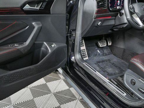 Used 2022 Volkswagen Jetta GLI Autobahn FWD image 15