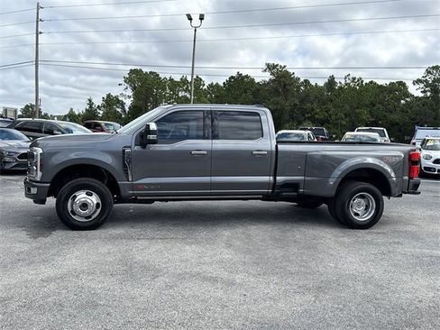 Certified 2024 Ford F350 Platinum w/ FX4 Off-Road Package image 7