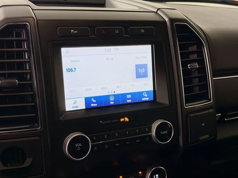 Used 2021 Ford Expedition Limited RWD image 16