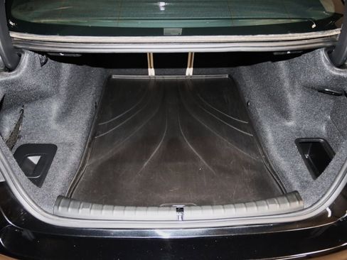 Used 2018 BMW M550i xDrive image 65