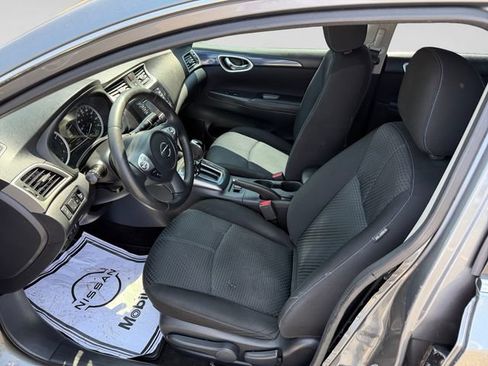 Used 2018 Nissan Sentra SR w/ SR Midnight Edition Package FWD image 10