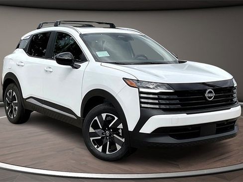 New 2026 Nissan Kicks SV w/ SV Premium Package image 2