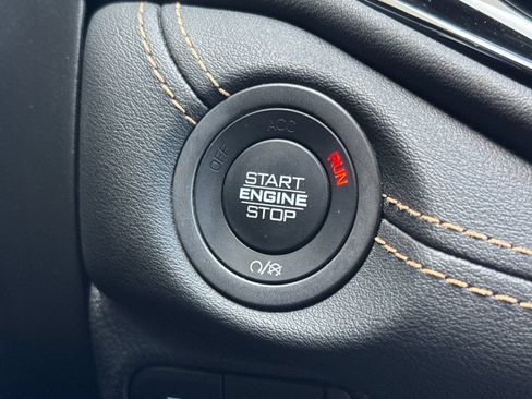 Used 2025 Dodge Durango R/T AWD/4WD image 31