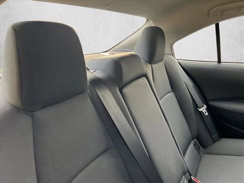 Certified 2025 Toyota Corolla LE image 20