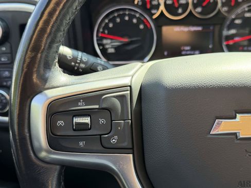 Certified 2022 Chevrolet Silverado 1500 LTZ w/ LTZ Convenience Package II AWD/4WD image 29