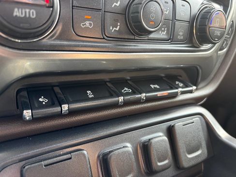 Used 2015 Chevrolet Silverado 1500 LTZ Z71 w/ LTZ Plus Package image 43