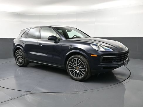 Used 2021 Porsche Cayenne AWD/4WD image 10