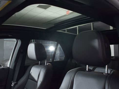 Used 2022 Mercedes-Benz GLE 350 4MATIC image 13