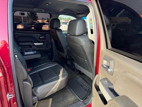 Used 2018 Chevrolet Silverado 1500 LT w/ Texas Edition AWD/4WD image 8