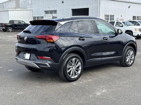 Used 2021 Buick Encore GX Essence w/ Advanced Technology Package image 3