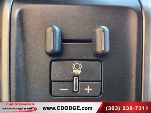 Used 2014 Chevrolet Silverado 1500 LTZ Z71 w/ LTZ Plus Package AWD/4WD image 28