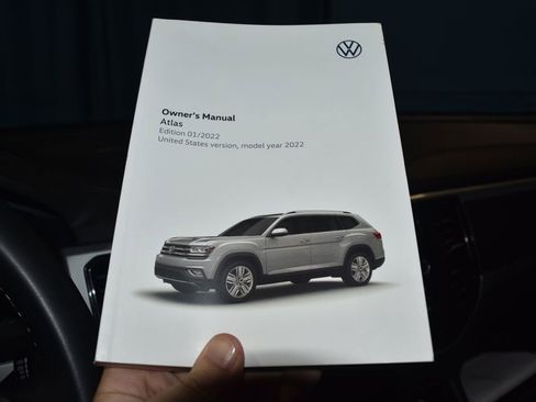 Used 2022 Volkswagen Atlas SE image 11