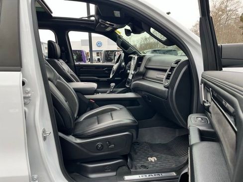 Used 2022 RAM 1500 Laramie AWD/4WD image 24