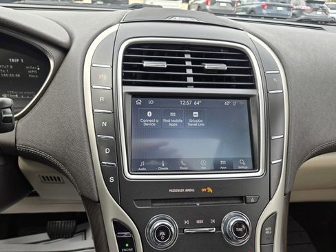 Used 2020 Lincoln Nautilus Reserve AWD/4WD image 9
