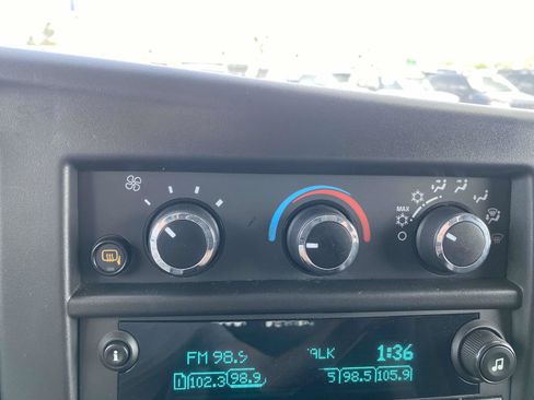 Used 2024 GMC Savana 2500 w/ Driver Convenience Package RWD image 19