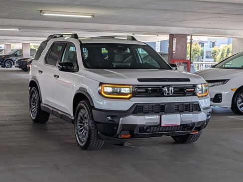 Used 2026 Honda Passport TrailSport image 3