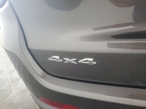 Used 2022 Jeep Compass Latitude image 29