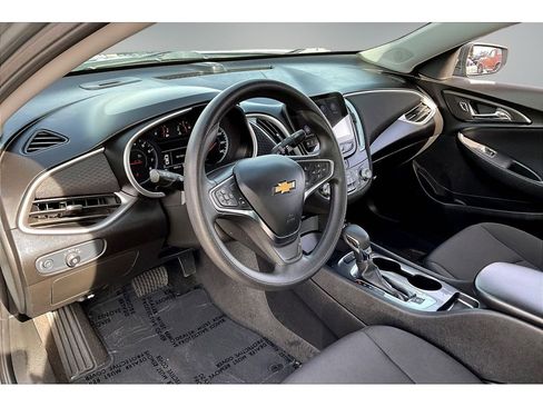 Used 2024 Chevrolet Malibu LS image 15