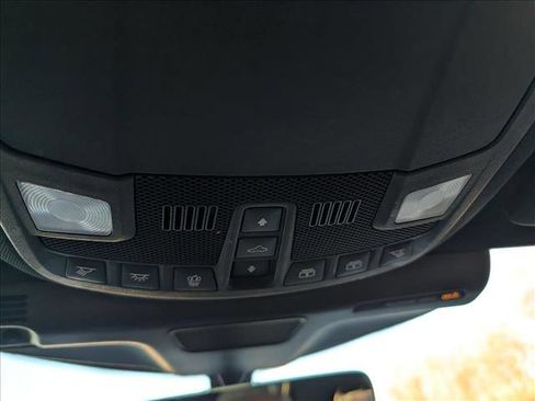 Certified 2023 Lincoln Nautilus Reserve image 39