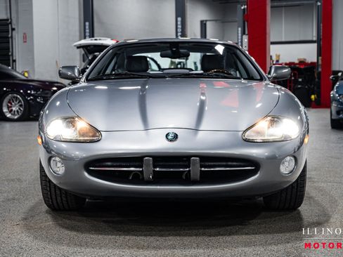 Used 2003 Jaguar XK8 Coupe image 8