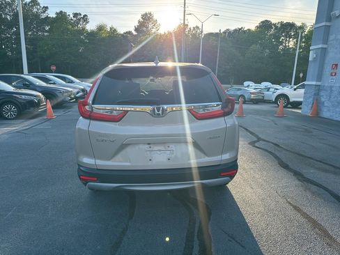 Used 2018 Honda CR-V EX image 6