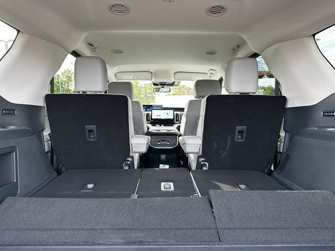 New 2026 Ford Expedition Active image 54