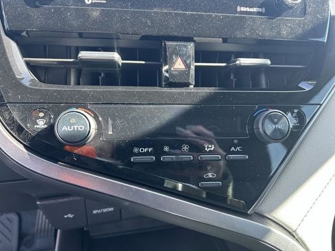 Used 2023 Toyota Camry LE image 17