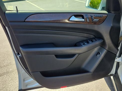 Used 2012 Mercedes-Benz ML 350 BlueTEC 4MATIC image 18
