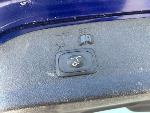 Used 2016 Ford Escape Titanium image 17