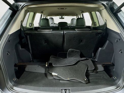 Used 2021 Volkswagen Atlas SE image 19