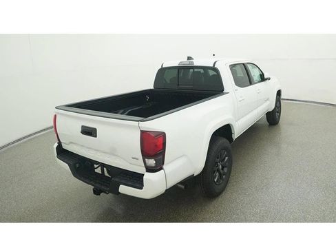 Used 2023 Toyota Tacoma SR5 w/ Technology Package RWD image 10