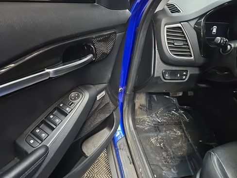 Used 2023 Kia Seltos SX w/ SX Sunroof Package image 29