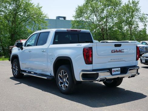 New 2026 GMC Sierra 1500 SLT w/ SLT Premium Plus Package AWD/4WD image 3