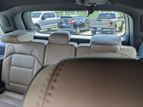 Used 2025 Lincoln Navigator Black Label AWD/4WD image 22
