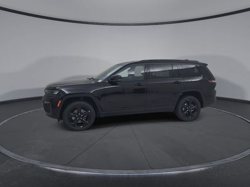 New 2026 Jeep Grand Cherokee L Limited w/ Limited Altitude Package AWD/4WD image 8