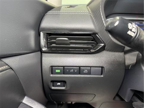 Used 2023 Nissan Sentra SV w/ All-Weather Package image 36