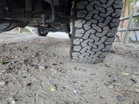 Used 2022 RAM 2500 Limited w/ Safety Group image 22