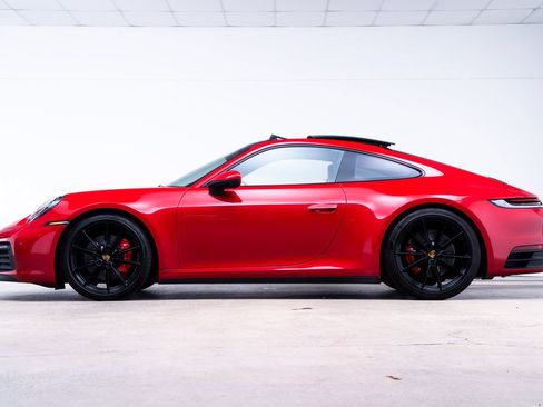 Used 2022 Porsche 911 Carrera 4S AWD/4WD image 4