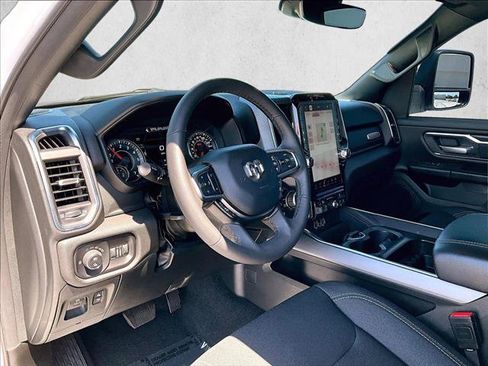 Used 2025 RAM 1500 Big Horn image 14