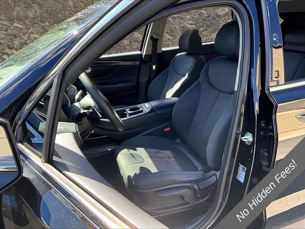 Used 2023 Hyundai Santa Fe SE AWD/4WD image 23