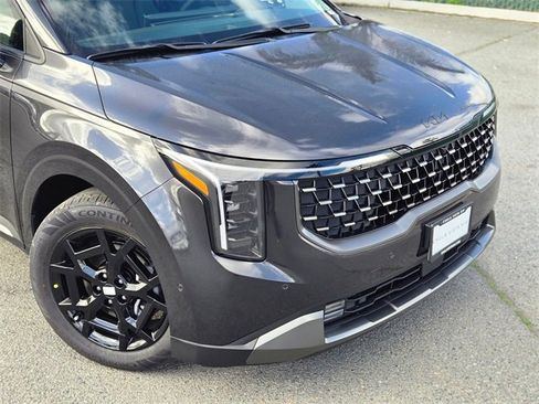 New 2026 Kia Carnival SX image 3